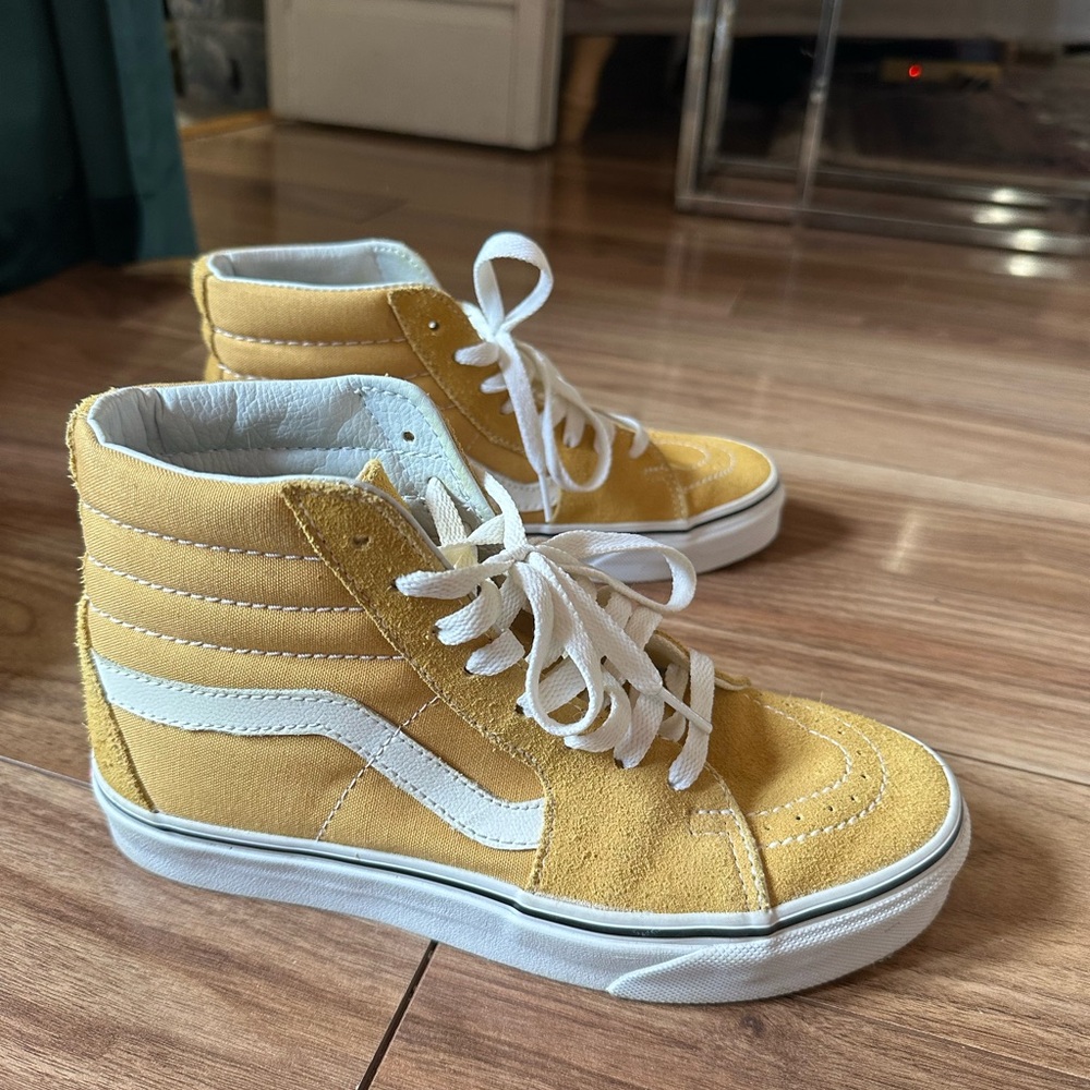 Vans sk8-HI Yellow and White High-Top Sneakers